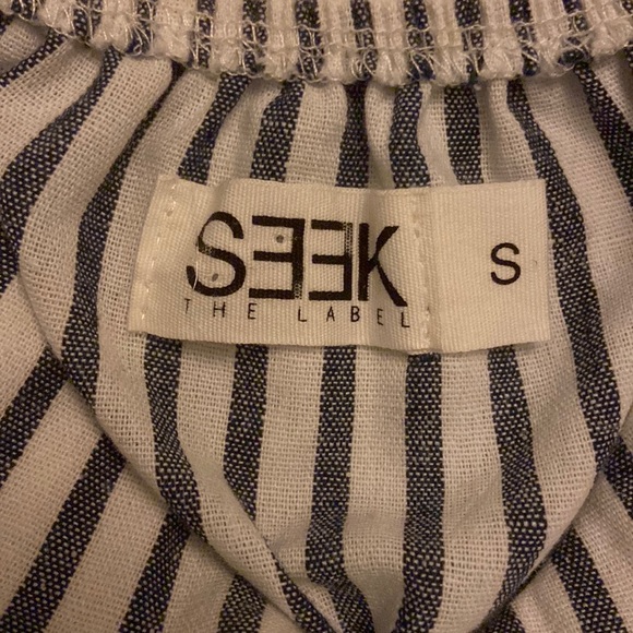 LF Pinstripe Romper - Picture 3 of 3